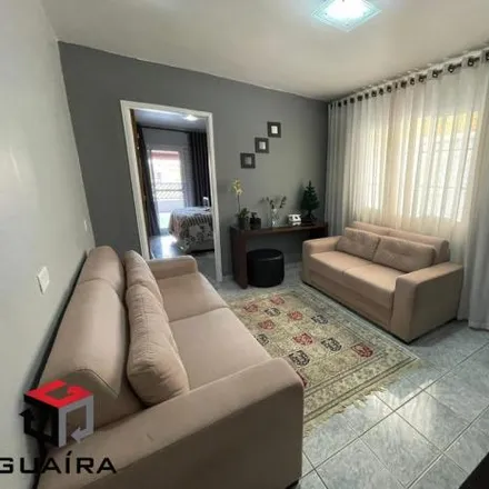 Buy this 3 bed house on Rua Vinte e Cinco de Dezembro in Canhema, Diadema - SP