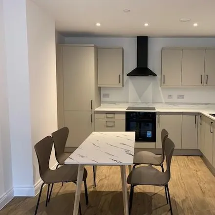Rent this 2 bed room on Queen Street in Sheffield, S1 1WR
