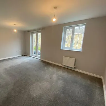 Image 5 - Annie Smith Way, Huddersfield, HD2 2GD, United Kingdom - Townhouse for rent