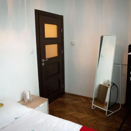 Rent this 3 bed apartment on Aleja Zygmunta Krasińskiego 14 in 30-101 Krakow, Poland