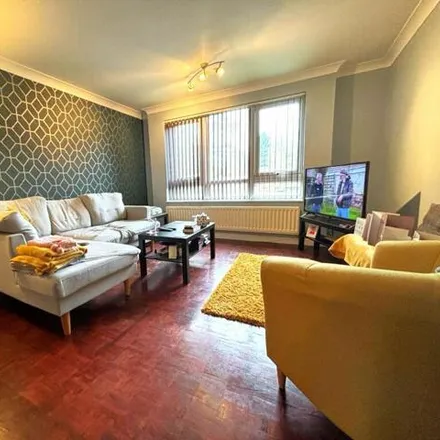 Rent this 2 bed apartment on Oak Court in 3 Bowlas Avenue, Mere Green