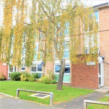 Rent this 2 bed apartment on Howard Road in Bromley Park, London