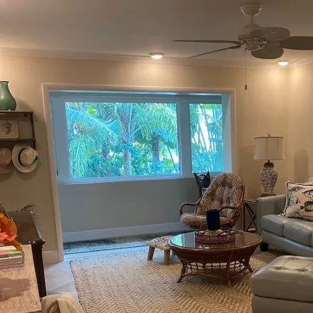 Rent this 2 bed apartment on Vero Beach