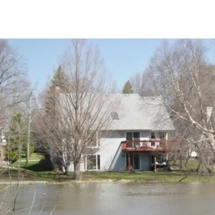 Image 2 - 187 Hilltop Drive, Lake in the Hills, IL 60156, USA - House for sale