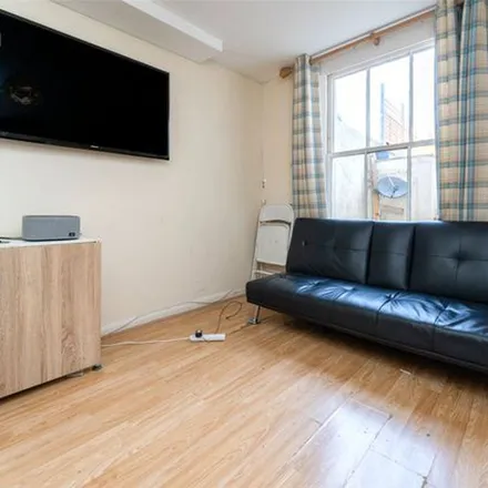 Image 3 - 102 Southover Street, Brighton, BN2 9UD, United Kingdom - Townhouse for rent