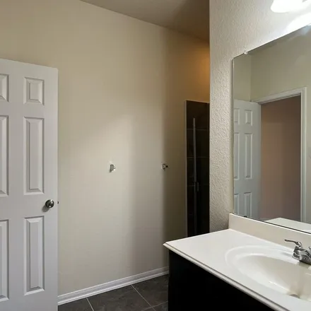 Image 6 - 12253 Zenith Ridge Way, Harris County, TX 77346, USA - Apartment for rent