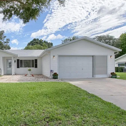 Buy this 3 bed house on 17711 SE 108th Avenue in Marion County, FL 34491