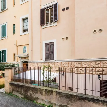 Image 6 - Vicolo del Vicario, 00165 Rome RM, Italy - Apartment for rent