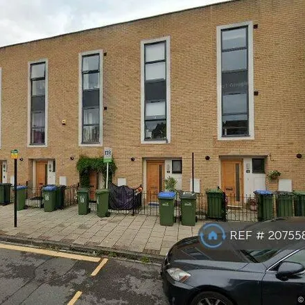 Rent this 4 bed townhouse on 13 Messeter Place in South End, London