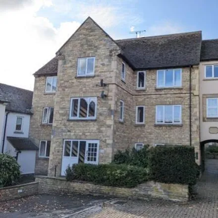 Rent this 2 bed apartment on Stamford Bus Station in Sheep Market, Stamford