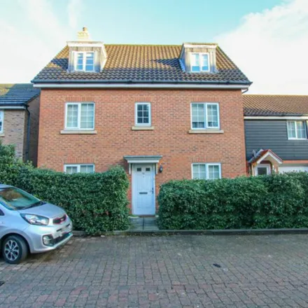 Rent this 7 bed house on 75 Whistlefish Court in Norwich, NR5 8QR