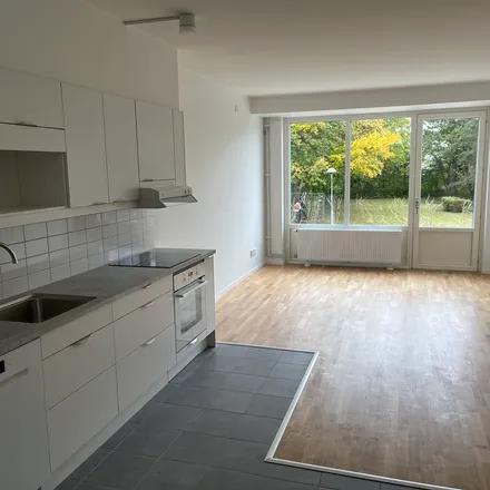 Rent this 2 bed apartment on Sjukhemsvägen in 231 70 Anderslöv, Sweden