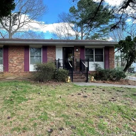 Buy this 3 bed house on 260 North Pinkston Street in Henderson, NC 27536