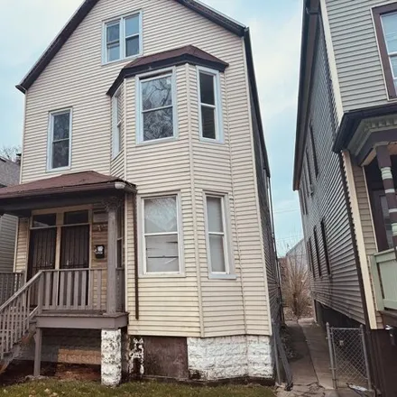 Buy this 5 bed house on 8231 South Coles Avenue in Chicago, IL 60617