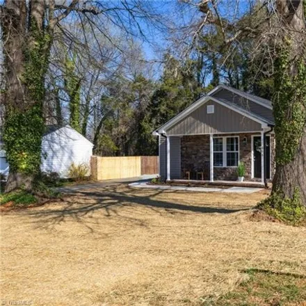 Image 2 - 230 Circle Drive, Gibsonville, NC 27249, USA - House for sale
