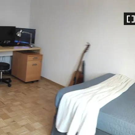 Rent this 3 bed room on SWPS University of Social Sciences and Humanities in Chodakowska 19/31, 03-815 Warsaw