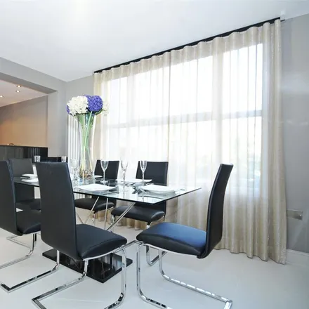 Image 2 - Boydell Court, London, NW8 6NH, United Kingdom - Apartment for rent