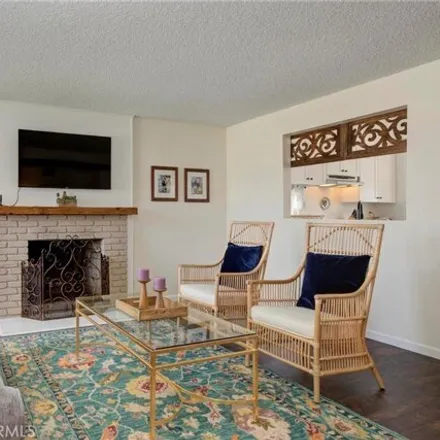Image 7 - 16905 Ainsworth Street, Los Angeles, CA 90247, USA - House for sale