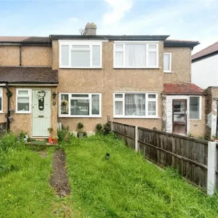 Buy this 2 bed townhouse on Rollesby Road in London, KT9 2BZ