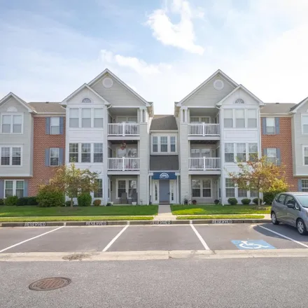 Image 2 - 8338 Cypress Mill Road, White Marsh, MD 21236, USA - Condo for sale