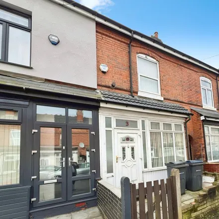 Rent this 3 bed townhouse on 3 Albert Road in Stechford, B33 9BD