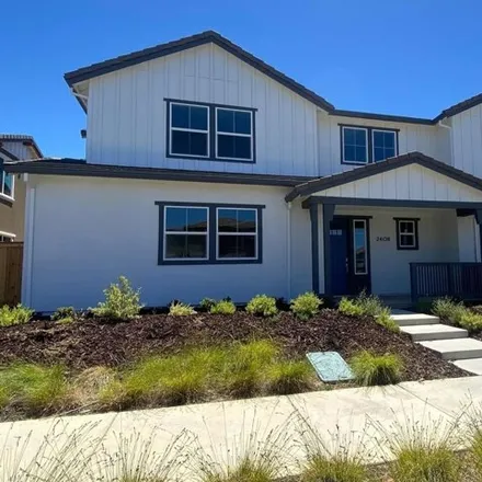 Rent this 4 bed house on Lake Club Drive in Vacaville Junction, Solano County