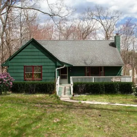 Buy this 5 bed house on 6 Glenbrook Drive in Tootin' Hills, Simsbury