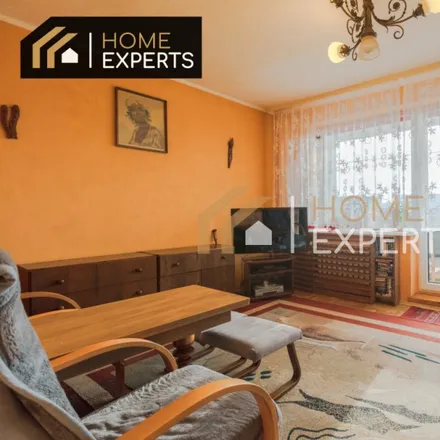 Buy this 3 bed apartment on Pizzeria Familia in Macieja Kamieńskiego 7, 80-170 Gdansk