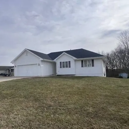 Buy this 3 bed house on 1070 Sam G Hiner Drive in Cameron, MO 64429