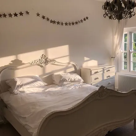 Rent this 6 bed house on Abbotsham in EX39 5BH, United Kingdom