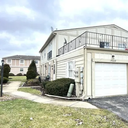 Buy this 3 bed condo on 19341 Oak Avenue in Country Club Hills, IL 60478