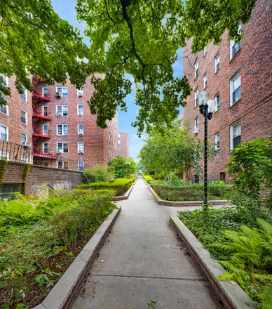 Rent this 1 bed apartment on #5G in 105-25 67th Road, Forest Hills