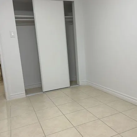 Image 3 - 27 Wycombe Road, Toronto, ON M3M 2W9, Canada - Apartment for rent