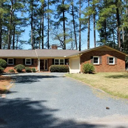 Rent this 3 bed house on 85 Lakeview Drive in Whispering Pines, Moore County