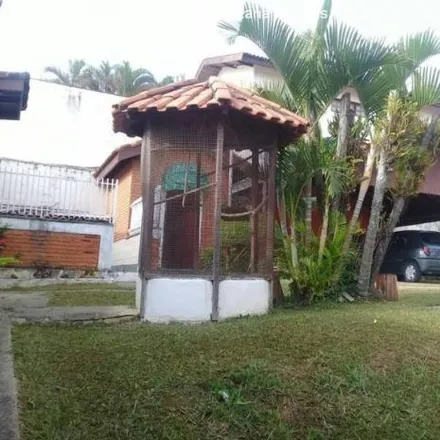 Buy this 3 bed house on Rua Manoel José de Castro Júnior 110 in Cidade Jardim, Jacareí - SP