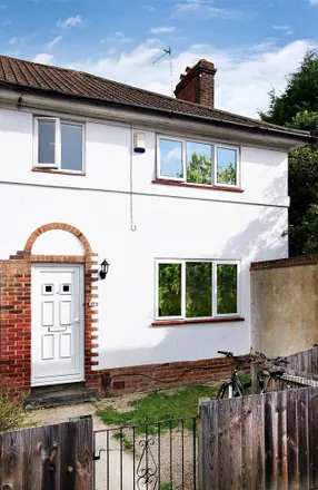 Rent this 5 bed duplex on 5 Parsons Place in Oxford, OX4 1BT