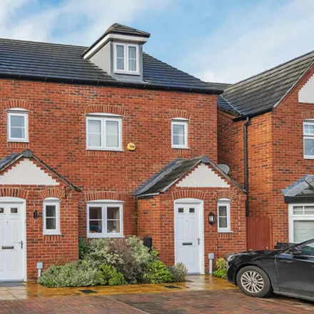 Buy this 3 bed townhouse on Green Howards Road in Chester, CH3 6FE