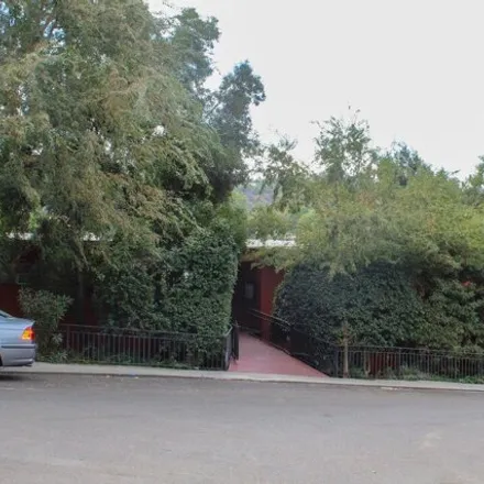 Image 2 - 3187 Hollycrest Drive, Los Angeles, CA 90068, USA - House for sale