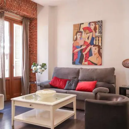 Image 8 - Calle de Valverde, 38, 28004 Madrid, Spain - Apartment for rent