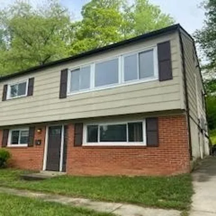 Buy this 3 bed house on 3400 North Beaumont Road in Woodbridge, VA 22193