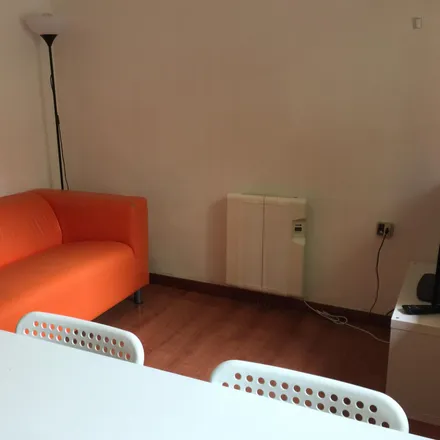 Image 7 - Carrer del Robí, 8, 08012 Barcelona, Spain - Room for rent