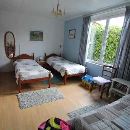 Rent this 2 bed house on 85120 Saint-Pierre-du-Chemin