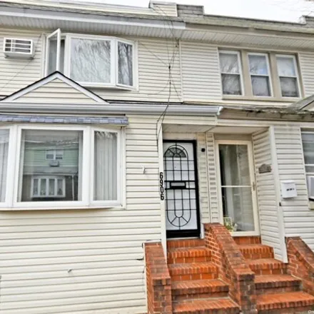 Buy this 3 bed house on 69th Avenue in New York, NY 11379