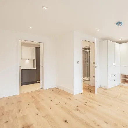Rent this studio apartment on Barclays in Saint John's Hill, London