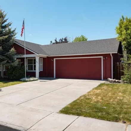 Buy this 4 bed house on 1061 Southwest 31st Street in Redmond, OR 97756