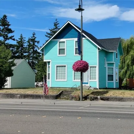 Buy this 3 bed house on 2064 Main Street in Ferndale, WA 98248