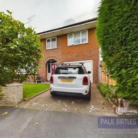 Buy this 4 bed duplex on SBI in River Lane, Partington