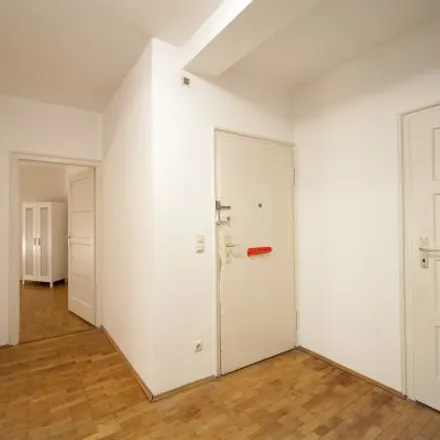 Image 4 - Sulzbacher Straße 1, 80803 Munich, Germany - Room for rent