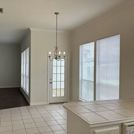 Image 3 - 286 Springhaven Drive, The Myrtles, East Baton Rouge Parish, LA 70810, USA - House for rent