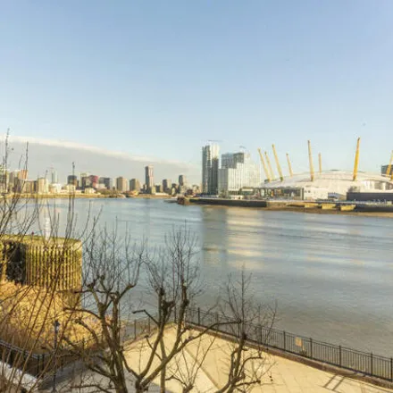 Image 1 - Galleons View, 1 Stewart Street, Cubitt Town, London, E14 3EX, United Kingdom - Apartment for sale